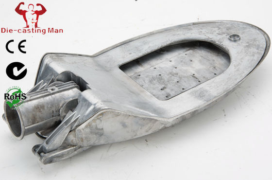 на открытом воздухе снабжение жилищем уличного света СИД с славной универсалией дизайна использовало материал алюминия 102