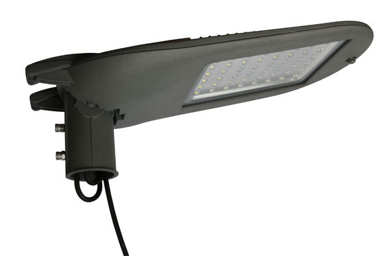 Алюминиевое приспособление уличного освещения снабжения жилищем уличного света СИД заливки формы 100В